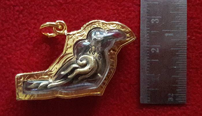 สินค้าจองค่ะ สาริกาลิ้นทองปากดีปากหวาน เนื้อทองเหลืองเลี่ยมทองไมครอนพร้อมใบคาถาค่ะ