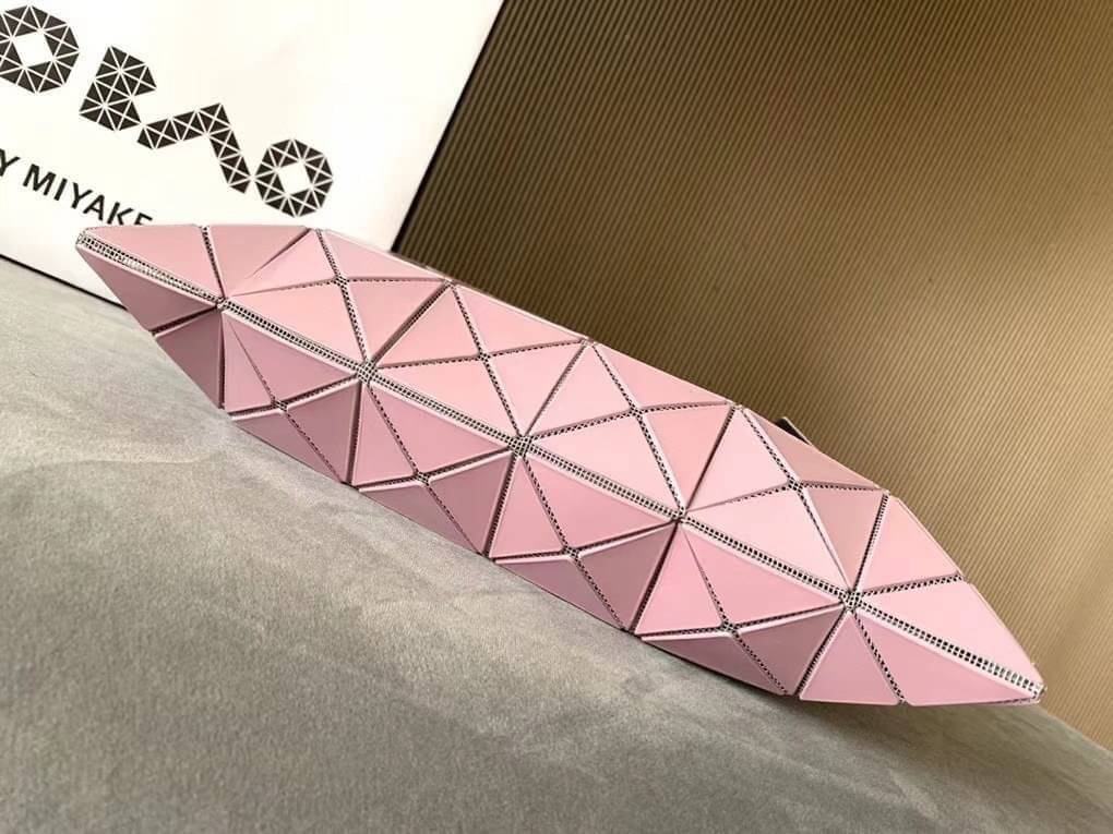 พรีเมี่ยมกิ๊ฟแท้ 100% 】ISSEY MIYAKE BAOBAO [pink]