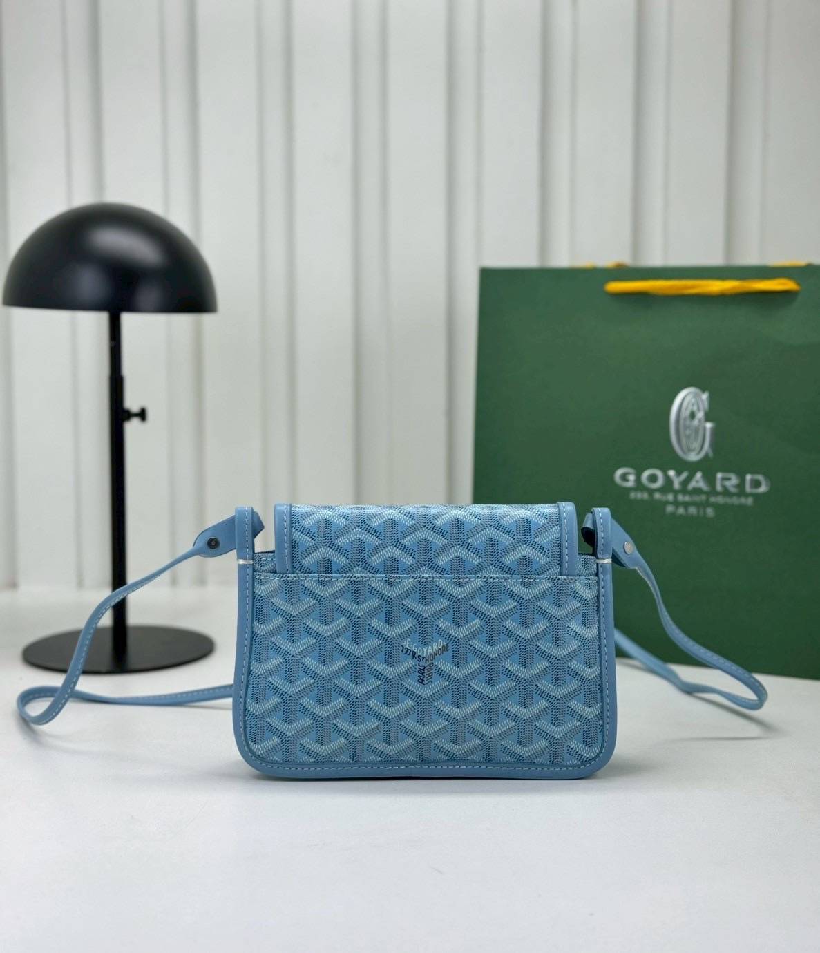10 สี ORI หนังแท้ | GOYARD Plumet pouch-wallet กระเป๋าสะพายใบเล็กกะทัดรัด ดีไซน์กระเป๋าสตางค์ Plumet ดีไซน์มาพร้อมช่องใส่เหรียญ ธนบัตร และบัตรต่างๆ สามารถสะพายไหล่เป็นกระเป๋าสะพายข้างได้เหมือนกระเป๋าใบเล็ก