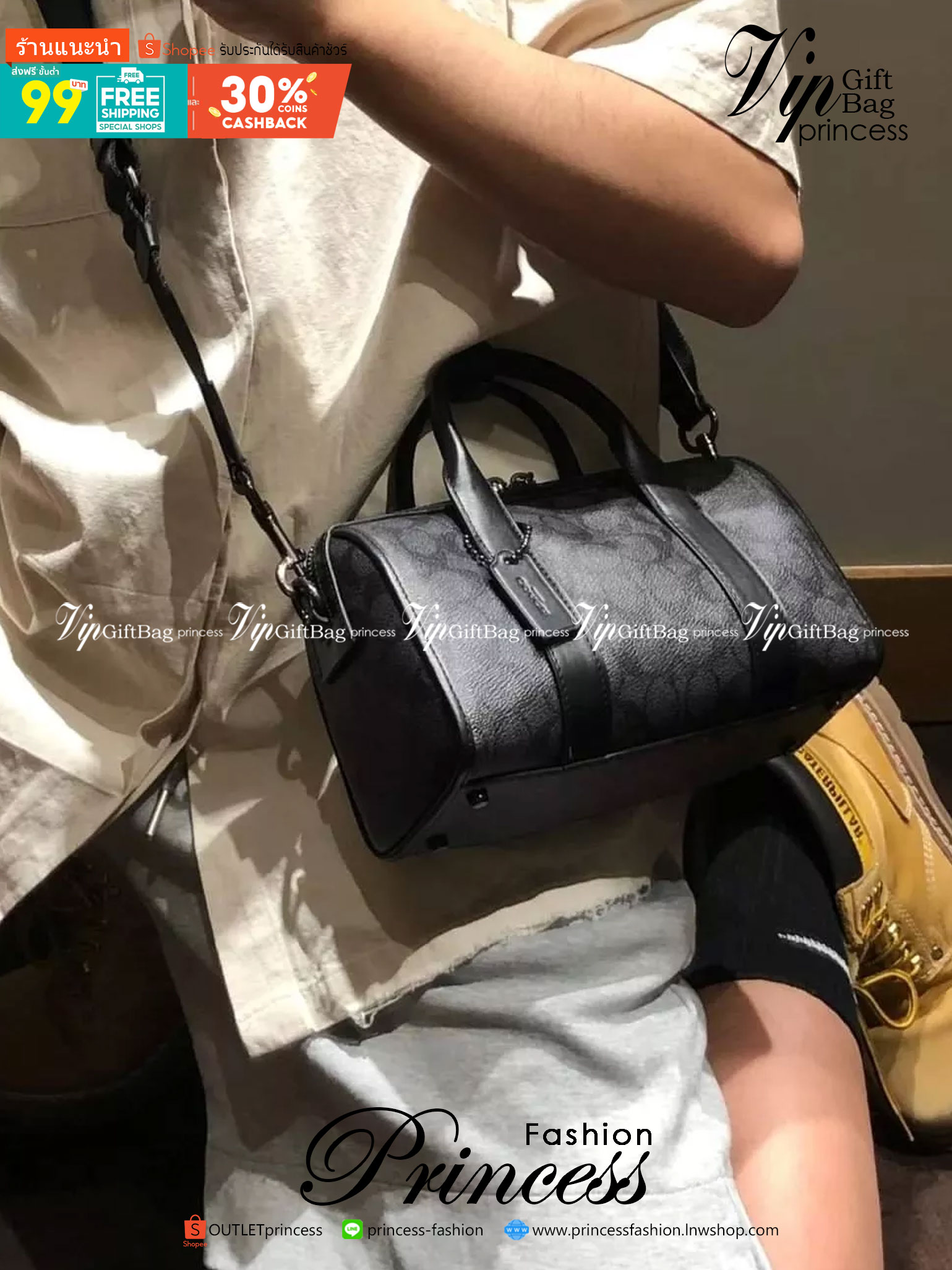 COACH GOTHAM DUFFLE 24 IN SIGNATURE CANVAS CA186 พร้อมส่ง กระเป๋าทรงหมอนรุ่นใหม่บ่าสุดปี 2022 รุ่นนี้สามารถใช้ได้ทั้งชาย//หญิง หนังแท้อย่างดี นิ่มทรงสวย มากๆค่ะ เปิด-ปิดกระเป๋าแบบซิปคู่ด้านบนมีกระดุมรวบหูหิ้วให้ด้วยนะคะ ภายในกระเป๋าสามารถใส่สัมภาระที่จำเป
