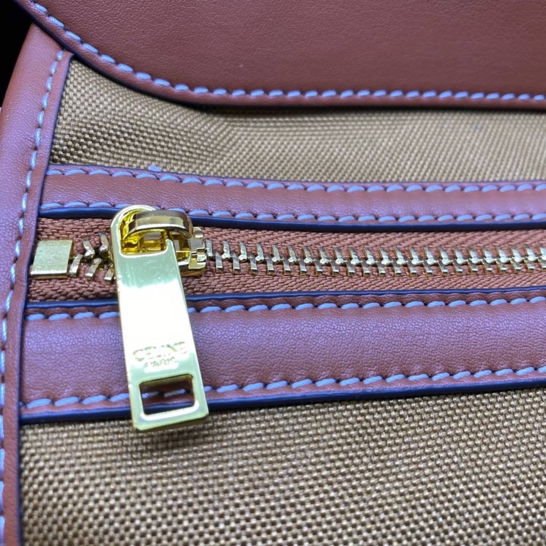 CELINE SMALL CABAS in Triomphe Canvas and calfskin Tan / CELINE TOTE BAG พร้อมส่ง กระเป๋าทรงโท้ท ภายในโล่งกว้าง จุของได้เยอะ กระเป๋าขึ้นบ่าทรงช้อปปิ้ง หนังผสมแคนวาส ใช้งานง่าย