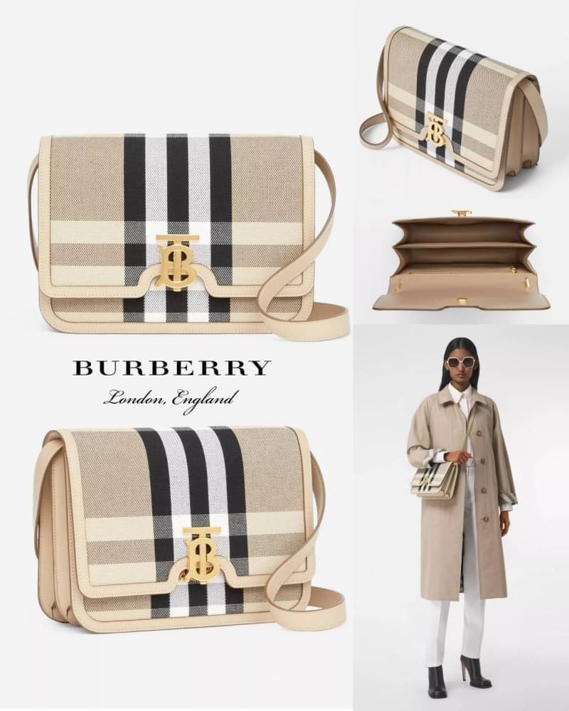 BURBERRY FRAGRANCES LEATHER CROSSBODY BAG VIP GIFT WITH PURCHASE (GWP) กระเป๋าสะพายพรีเมี่ยมกิ๊ฟรุ่นใหม่ล่าสุด Limited จาก BURBERRY Perfume DutyFree วัสดุ Canvas & Leather ลาย Vintage คอลเลคชั่นใหม่ทรงเหลี่ยมสวยหรูดูดี เปิดปิดด้วยฝาปิดสัญลักษณ์รูปTB ภายใน