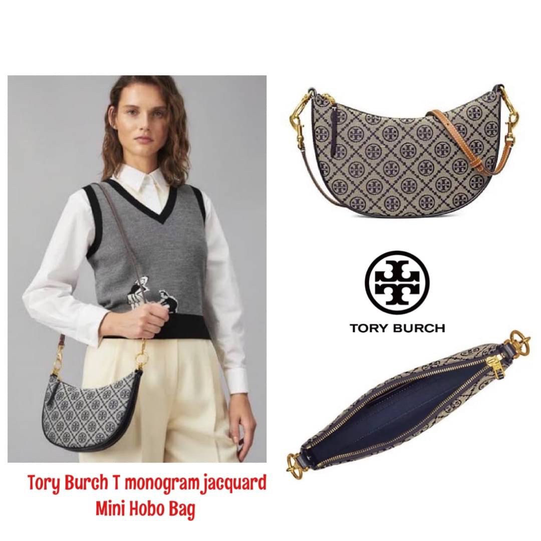 ของแท้ 💯% Tory Burch T monogram jacquard Mini Hobo Bag กระเป๋าลวดลาย T Monogram ใบนี้มาในรูปแบบกระเป๋าทรง Hobo Bag มีความแตกต่างจากกระเป๋าทรงอื่นๆ