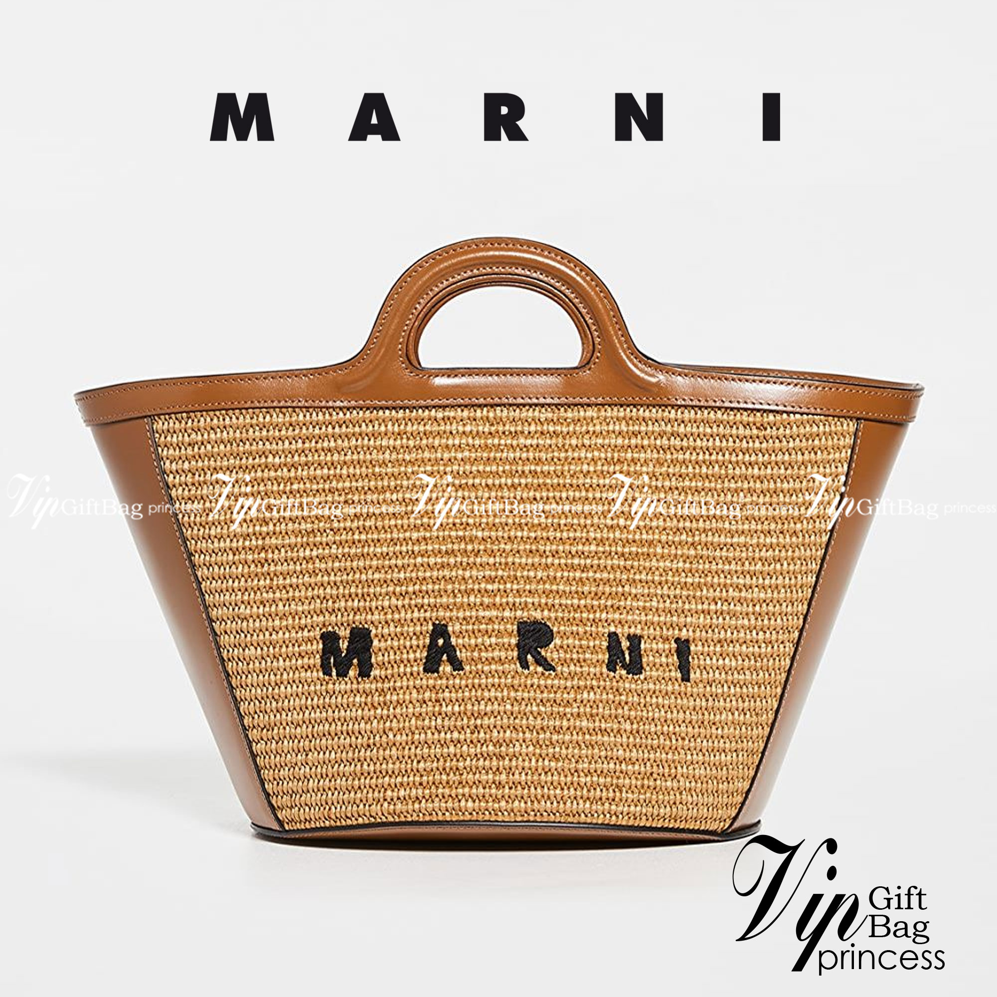 หนังแท้ MARNI TROPICALIA BUCKLE BAG / MARNI BUCKET SUMMER กระเป๋าทรงบัคเก็ต เป็นรุ่นที่หายากเย็นเหลือเกิน ใช้งานง่ายขนาดใหญ่จุของได้เยอะ พร้อมสายสะพายยาว ราคาดีมาก ทำจากหนังแท้เกรดออริจินอล เนื้องานละเอียดปราณีต ภาพสินค้าถ่ายจากงานขายจริง ใช้งานต่างประเทศ