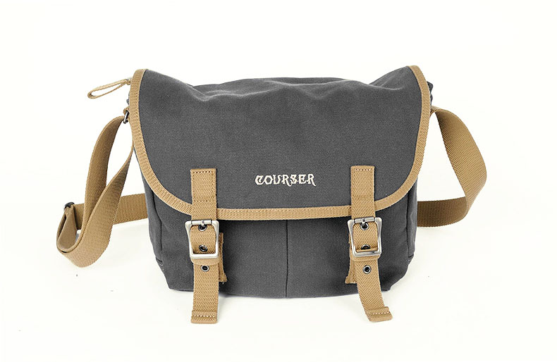 กระเป๋ากล้อง courser M8102