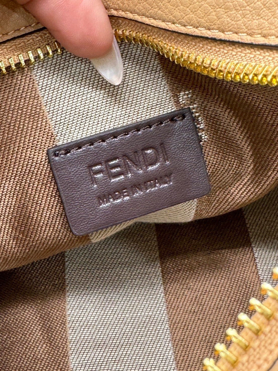 Fendi Roll Mini FF jacquard mini bag / YSL TOTE BAG MINI กระเป๋าสะพายทรงโท้ทไซส์มินิ เกรดออริ 1:1 ใช้งานต่างประเทศได้