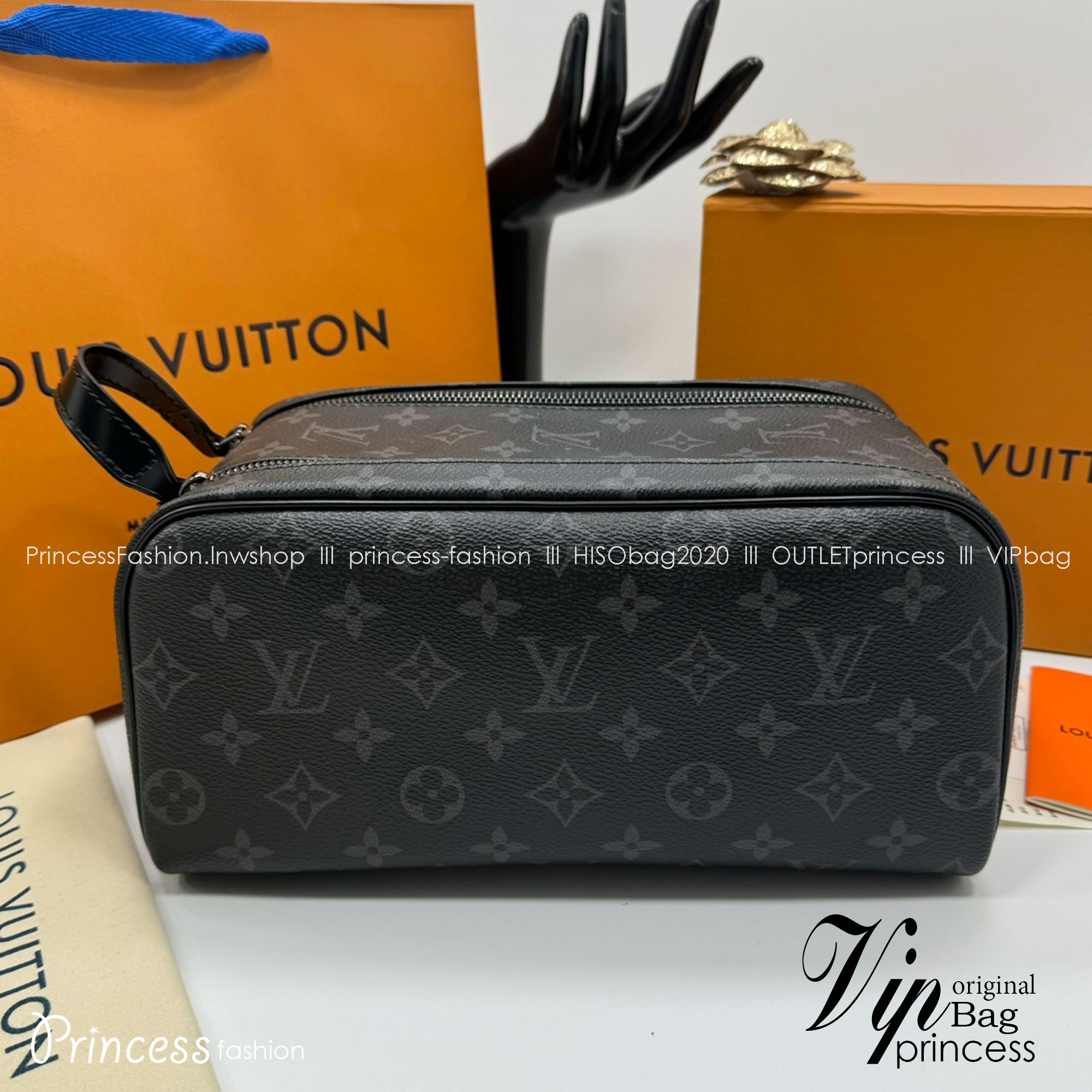 LV Clutch LV Dopp Kit Toilet Pouch Monogram / Damier Graphite Canvas กระเป๋าถือทรงพอชหรือคลัช เกรดออริ ท็อป 1:1 เกรดดีสุด แคนวาสแท้สวย ใช้งานต่างประเทศได้