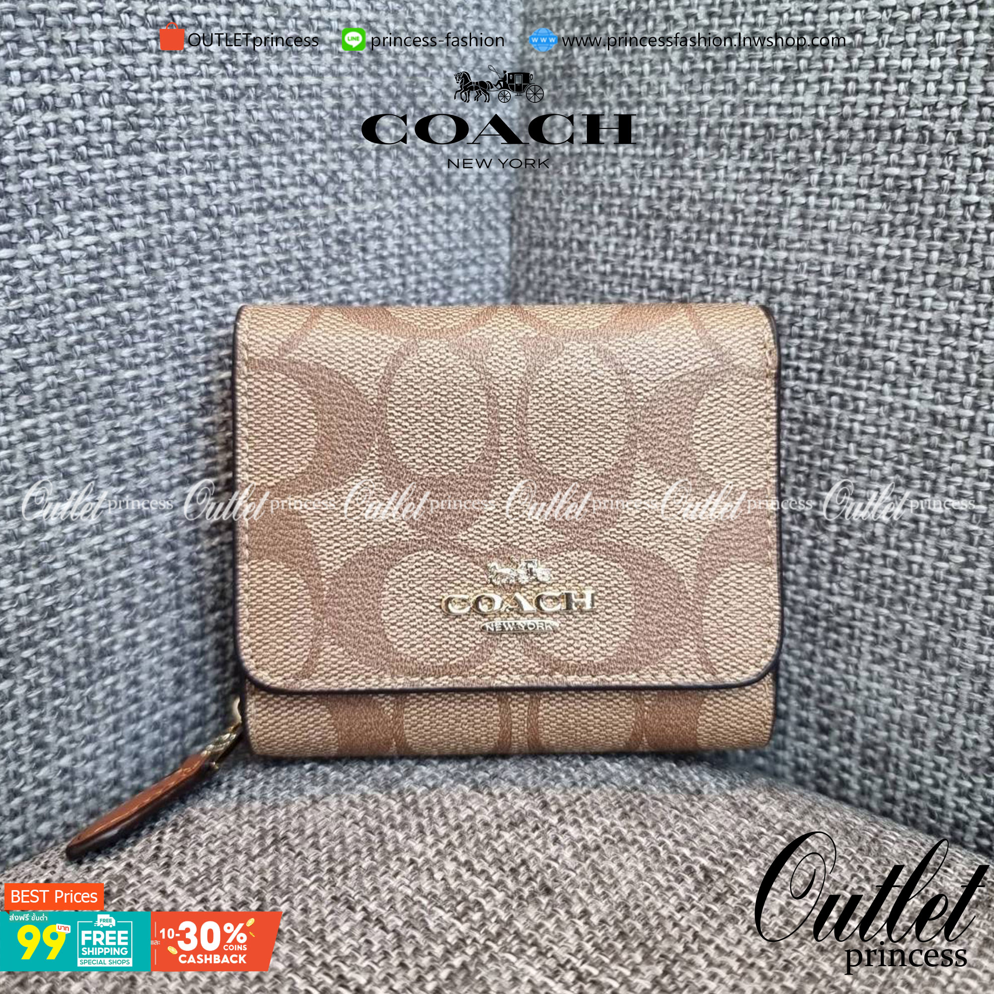 OUTLET 】COACH F41302 SMALL TRIFOLD WALLET IN SIGNATURE CANVAS สวยคลาสสิค พกพาง่าย ใบเล็กน่ารักน่าใช้ ต้องยกให้ใบนี้จ้า 💗💋 ตอบโจทย์คนชอบพกน้อยที่สุด!! กระเป๋าสตางค์ใบสั้นหนังแคนวาสเคลือบคุณภาพดี ภายในเป็นหนังแท้ ใส่บัตร ใส่ธนบัตรได้ทุกชนิด 