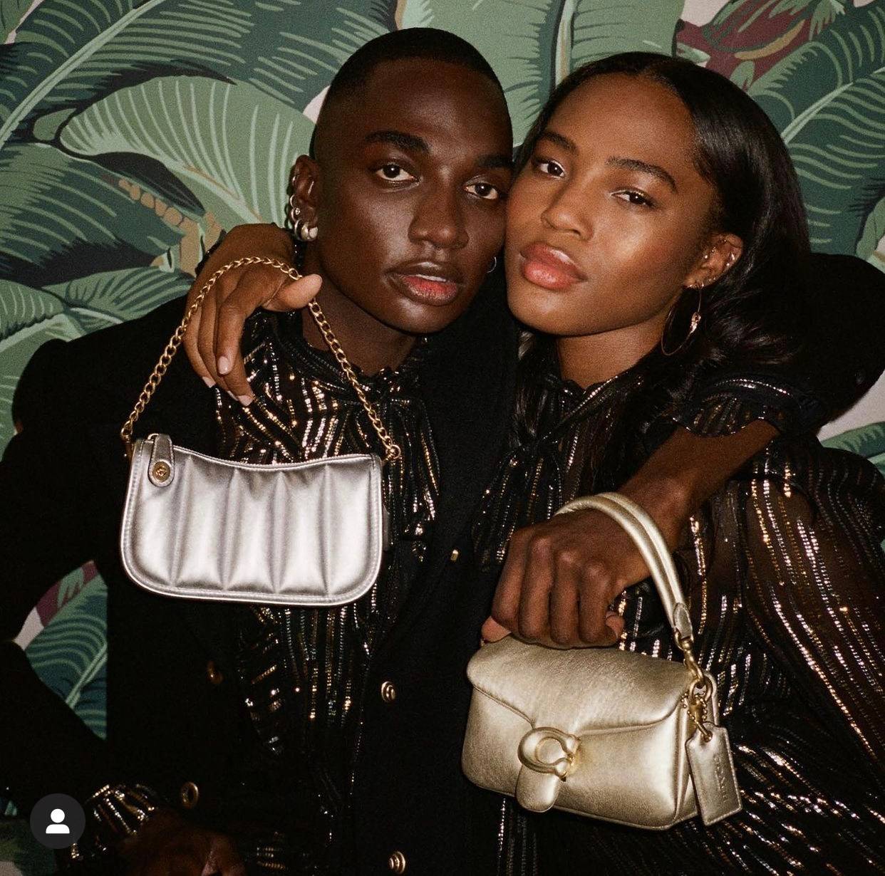 น้องสวยมากก สินค้าจริงสวยกว่าในรูป ไม่จกตาค่ะ! COACH PILLOW TABBY SHOULDER BAG 18 ((C3880)) 📣 พร้อมส่งที่ไทย คุณภาพเกินราคา! กระเป๋าหิ้ว//สะพายแบบครอสบอดี้ร์ 🔺หนัง nappa อย่างดี หนานิ่ม นุ่มมากๆ หลงรักน้องแน่นอน