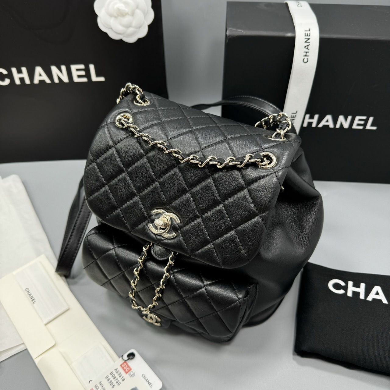 CHANEL 22C MINI DUMA BACKPACK BLACK กระเป๋าเป้ รุ่นยอดนิยม เกรดออริ ท็อป สลับแท้ 1:1 ผ่านทุก ตม ใช้งานต่างประเทศได้