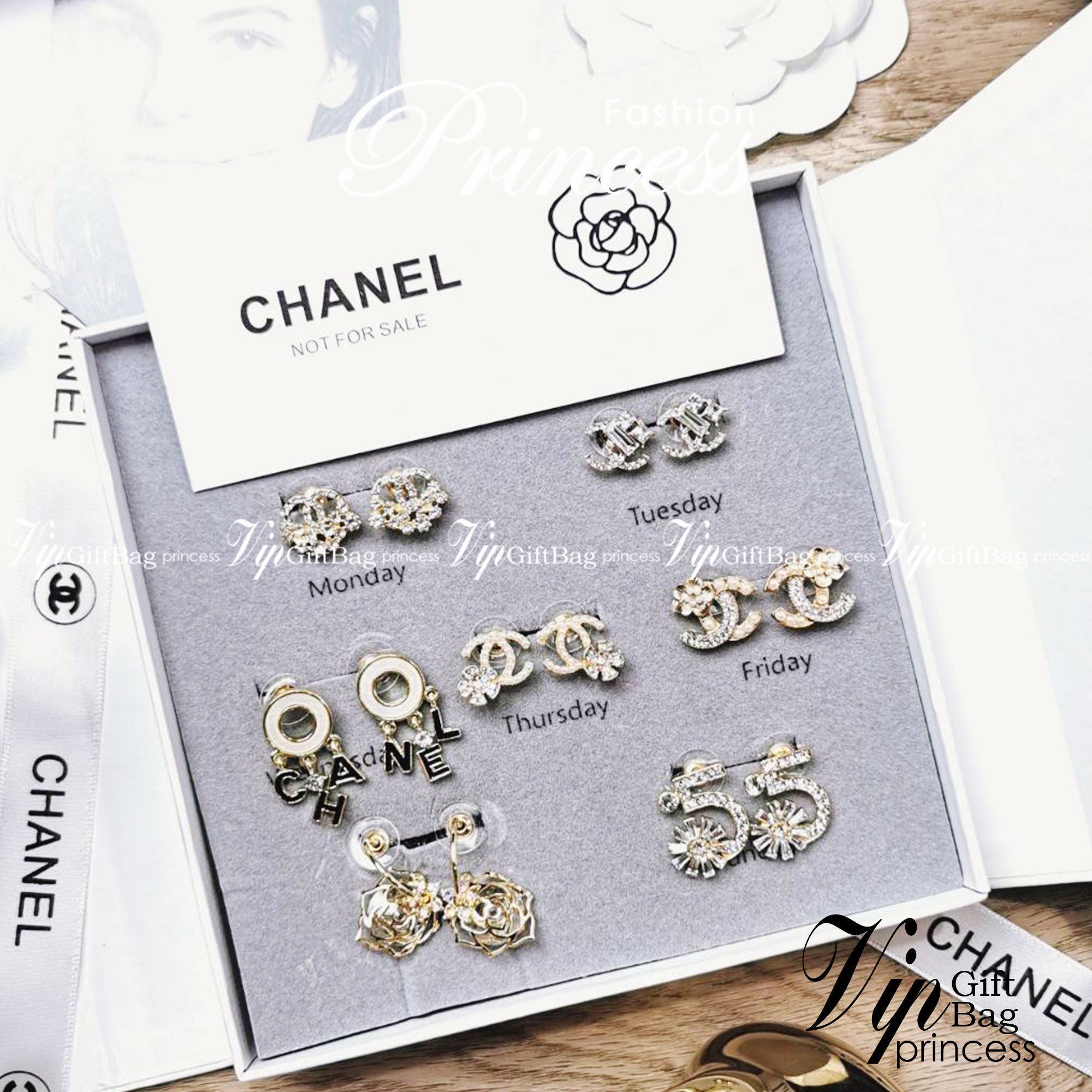 แพ็คสุดคุ้ม! CHANEL 7Days EARRING VIP ชุดกิ๊ฟเซทสุดเลอค่า ไอเท็มหายากชวนสะสมมาเป็นชุดให้ถึง7แบบ7สไตล์สลับใช้ ดีไซน์สวยเลอค่าสุดคลาสสิค จองด่วนไอเท็มแบบนี้นานๆจะหลุดมาให้ช้อป จะซื้อใช้เองหรือมอบเป็นของขวัญก็เลิศหรูดูดีมาใน Original Package มีกล่อง ริบบิ้น 