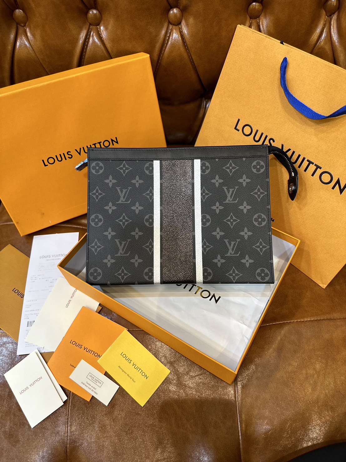 พร้อมส่ง 15 แบบ LV Pochette Voyage MM / LV Clutch กระเป๋าถือทรงคลัช ทรงพอช เกรดออริ สลับแท้ 1:1 ใช้ต่างประเทศได้ ใช้ได้ทั้งชายหญิง