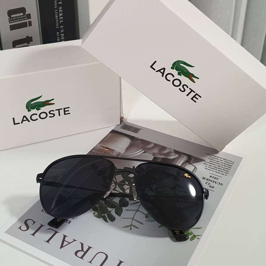 รุ่นยอดฮิตที่เคยขายดีติดอันดับ ของมันต้องมี กับแว่นตา LACOSTE SUNGLASSES แว่นตากันแดด แฟชั่นดีไซน์คลาสสิก สวยสะดุดตา มาพร้อมกล่องแว่นและกล่องกระดาษแบรนด์ ในราคาสบายกระเป๋า สวยหรู ดีไซน์สะดุดตา ห้ามพลาดค่ะ