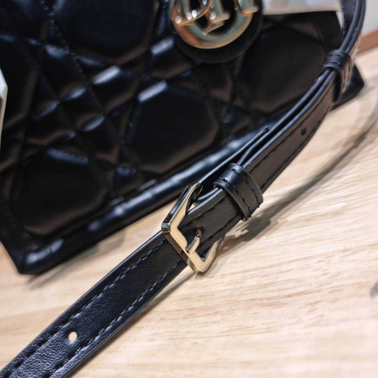 Dior mini book tote macro cannage bag กระเป๋าทรงโท้ทสุดฮิต ไซส์มินิ ดีไซน์ใหม่ หนังสวย พกพาไปไหนก็ได้ คล่องตัวและแมตช์ง่ายสุดๆ