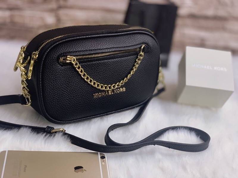 MICHAEL KORS Crossbody Golden hardware