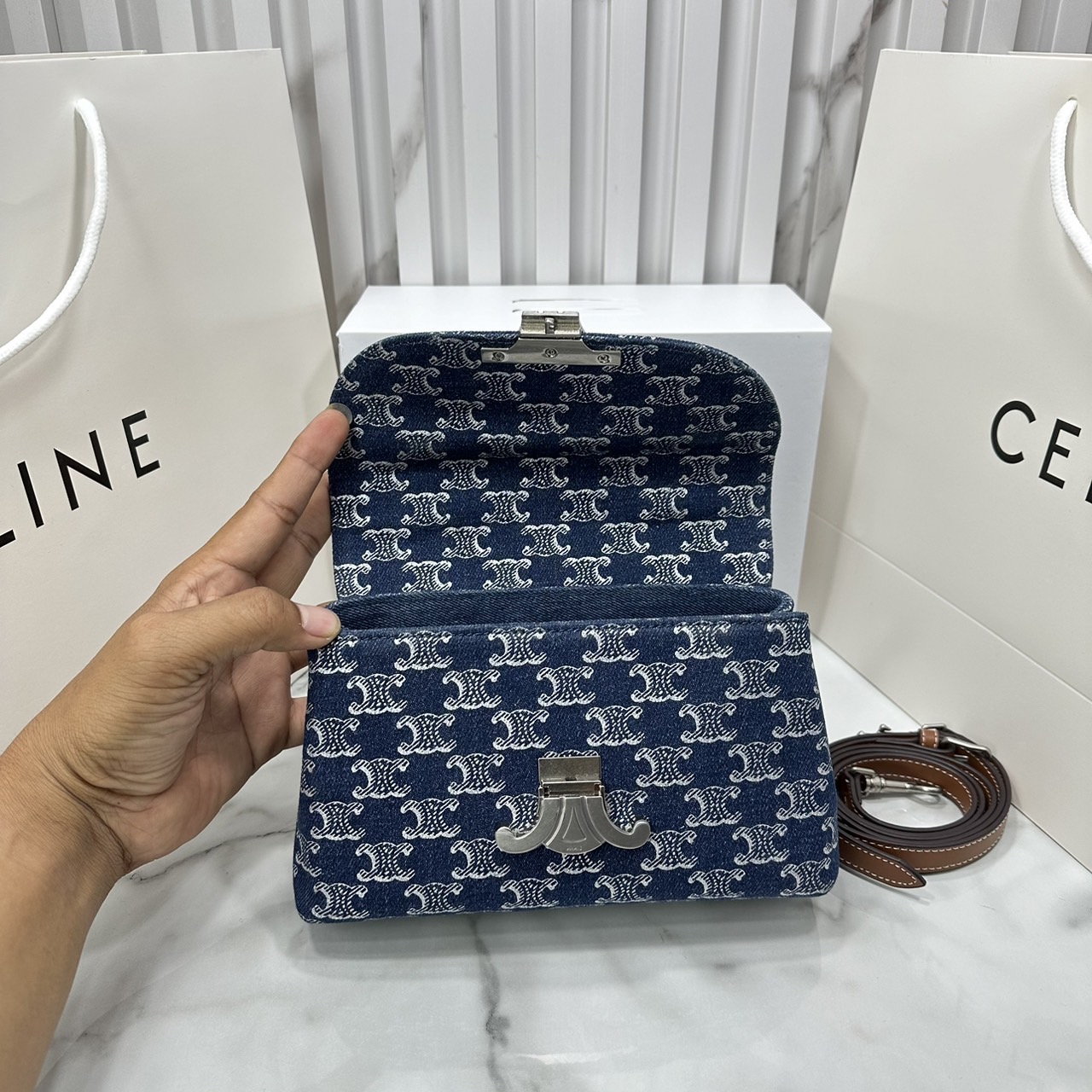 CELINE HANDBAG CLAUDE in DENIM WITH TRIOMPHE ALL-OVER กระเป๋าถือพร้อมสายสะพายงานเดนิม เกรดออริ 1:1 ใช้งานต่างประเทศได้