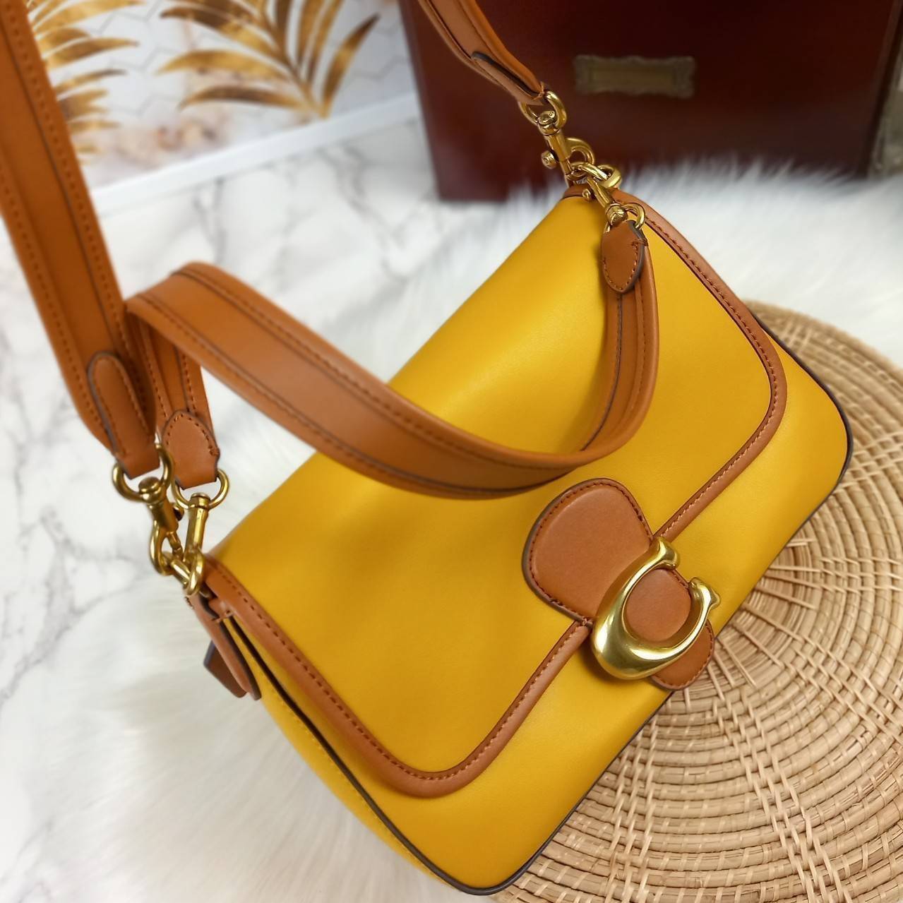 COACH SOFT TABBY SHOULDER BAG (C4823//C5261) กระเป๋าถือ กระเป๋าสะพาย ที่ใครๆก็เข้าถึงได้ หรูหรา คลาสสิค ลุคเรียบร้อย แต่ความสวยไม่น้อย! ดาเมจความลุคผู้ดีรุนแรงมาก!!เกินต้าน!!// วัสดุหนังแท้ทั้งใบ หนังเรียบ หนังนิ่มมากๆ อยู่ทรงสวยมากๆด้วย// ด้านในโล่งกว้าง