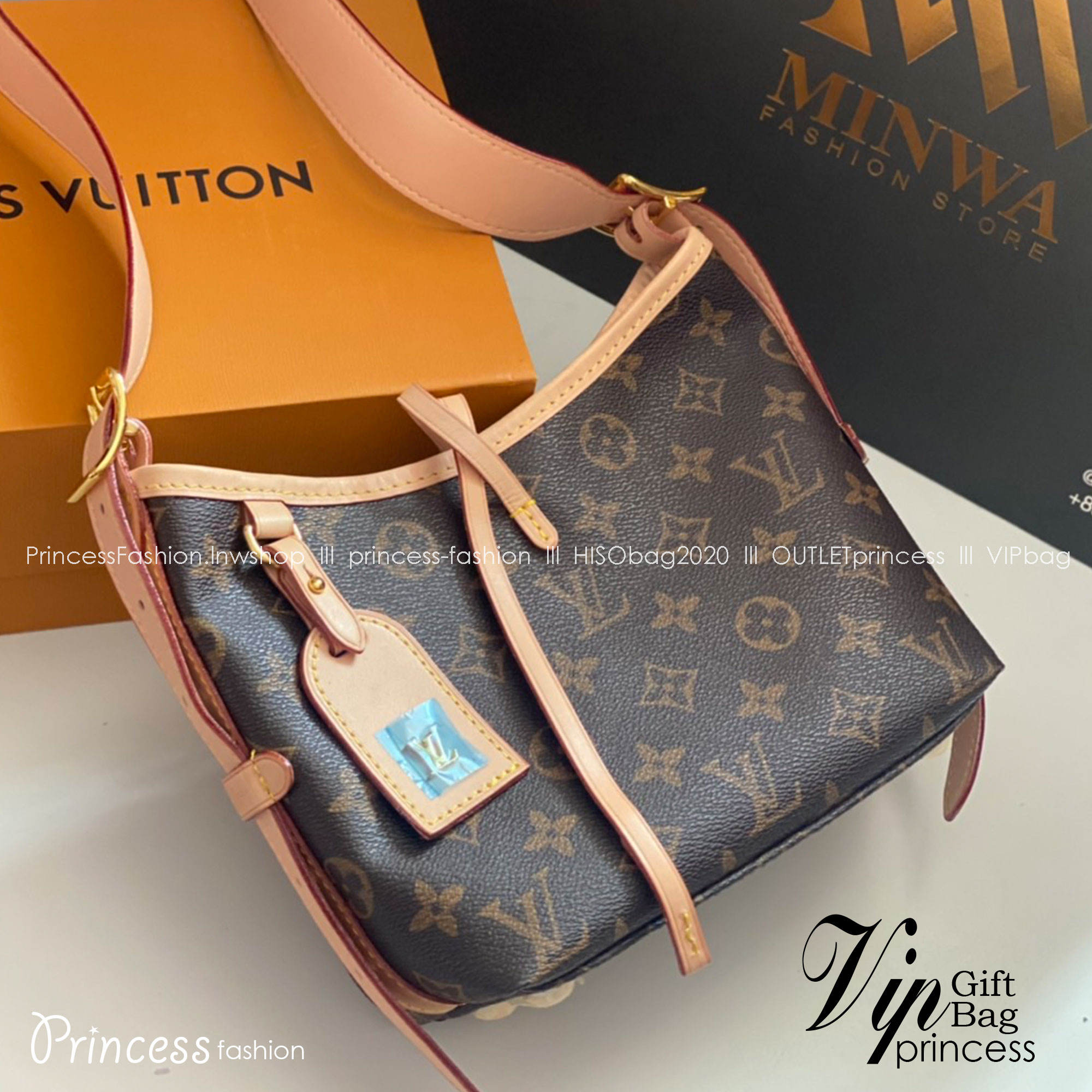 Small 20cm LV CarryAll Monogram / LV HOBO BAG เกรดออริจินอล พร้อมส่งที่ไทย ขนาดใหม่ ไซส์กะทัดรัดน่าใช้ กระเป๋าถือแคนวาสแต่งขอบหนัง ผสานเสน่ห์สวยงามเข้ากับดีไซน์ที่ง่ายต่อการใช้งาน พกพาไปได้ทุกที่