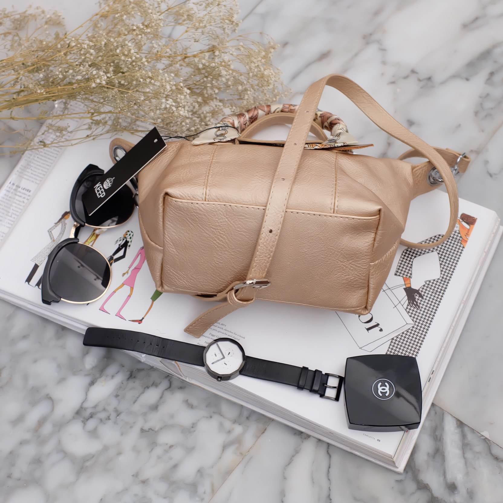 สีมาใหม่ค่า 🐼New arrival! KEEP ทรง longchamp รุ่น Duo Sister - สี luxury gold สวย หรู นำโชครับตรุษจีนเลยค่า ตัวกระเป๋าหนังแกะสังเคราะห์ ลายหนังสวยมากๆคะ นิ่ม สุดๆ รุ่นนี้ จะมี 2 ขนาด คือ mini และ basic ไซด์