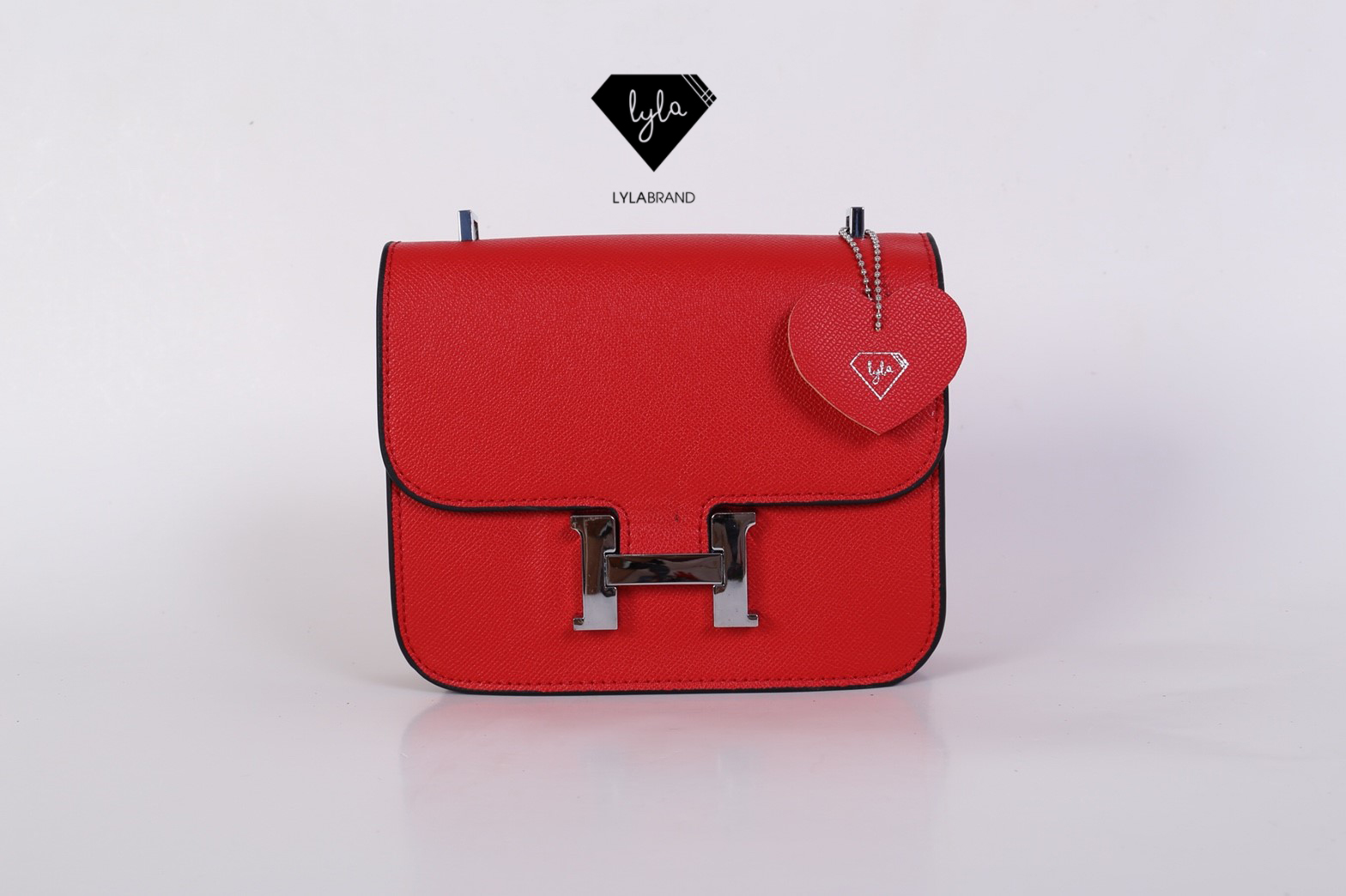 LYLABRAND🔔 Constance ไซต์ 18 สุดฮอต รุ่นนี้หนัง Epsom , PU top premium นะคะ หนังดีเลอค่าน่าสอยมากกก บอกคำเดียวเลยว่าเด็ดสุด !! เหมือนหนังแท้เบอสุดค่ะคูณผู้หญิง ลูกค้าเก่าน่าจะทราบกันดีอยู่แล้วว่าคุณภาพของร้านนี้ต้องมาเป็นอันดับหนึ่งเท่านั้น อิอิ ม