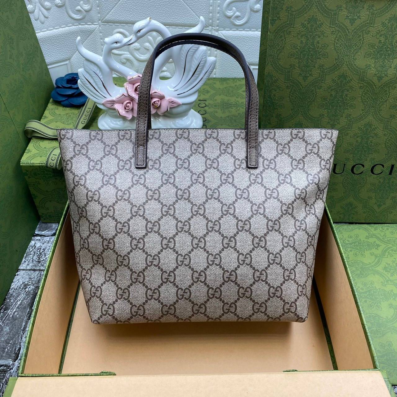VIP 】Animal-Friendly Gucci Kid Tote Bag งานหนังแท้ทรงตั้งสวย ขนาดกะทัดรัด จุของได้เยอะ ใช้ได้ทั้งเด็กและผู้ใหญ่ น่ารักมากค่ะ **รุ่นขายดีตลอดกาล**