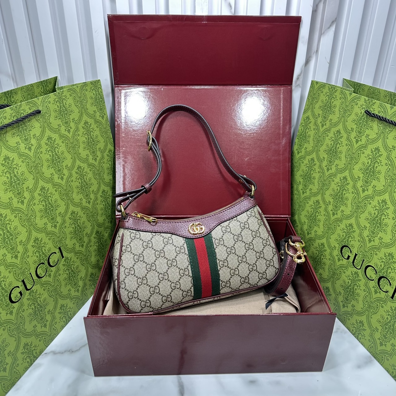 10" ORI หนังแท้ | Gucci Ophidia small shoulder bag GG Monogram Double G / Gucci Hobo Bag กระเป๋าสะพายทรงโฮโบขนาดเล็ก