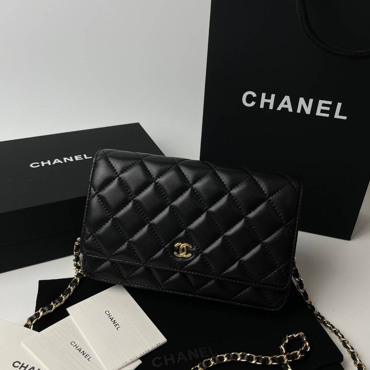 Chanel Wallet On Chain รุ่น Micro chip เกรดท็อปออริจินอล 1:1 สลับแท้ เกรดขายดีสุด งานสวยเป๊ะปัง ทรงสวยตรงปก ไม่ผิดหวัง ใช้งานต่างประเทศได้ ภาพถ่ายจากงานขายจริง
