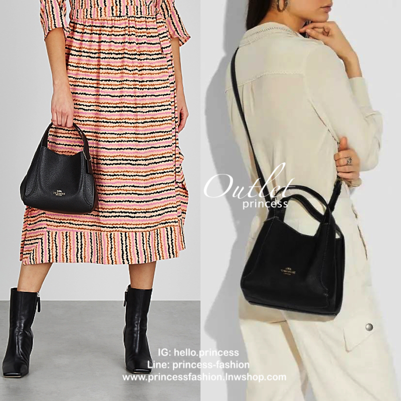 COACH HADLEY HOBO 21 BAG กระเป๋าถือหรือสะพายข้าง เรียบหรู หนังแท้ลายโทโก หนังนิ่ม ปรับเปลี่ยนได้ 2 ทรง ปากกระเป๋ามีกระดุมแม่เหล็ก พร้อมตะขอเกี่ยว ภายในกว้าง ใส่ wallet ยาว mini iPad และของใช้ได้จุ พร้อมสายสะพายยาส ถอด ปรับระดับได้ค่ะ Must have!