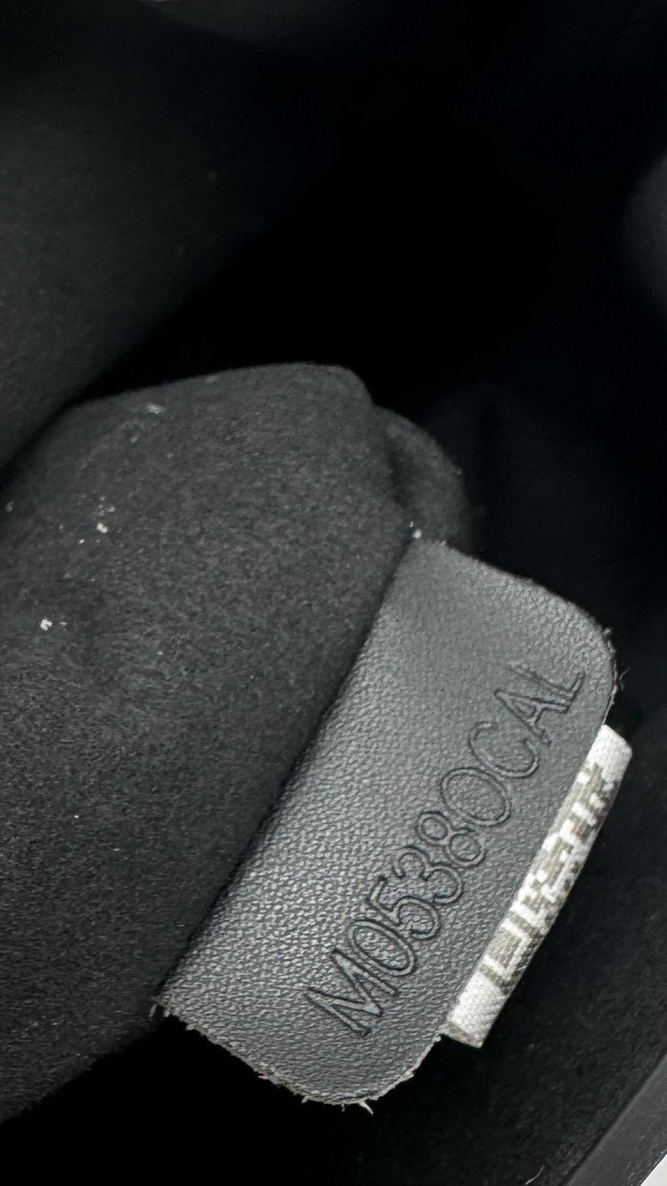 DIOR Small C'est Bag กระเป๋าสะพายสุดคลาสสิค ดีไซน์หรู ไซส์เล็กกะทัดรัด ใช้งานง่าย สะพายได้ทุกโอกาส ไอเท็มร้อนแรง ดีเทลสวยไม่ซ้ำใคร