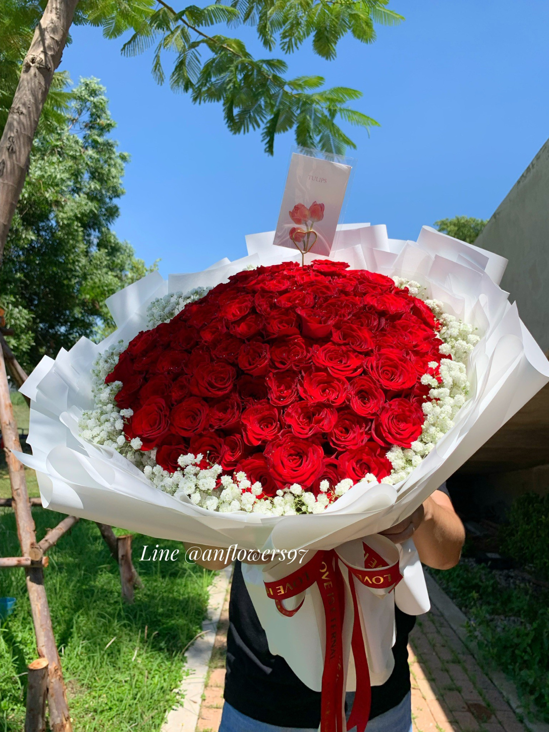 ช่อกุหลาบแดง99ดอก