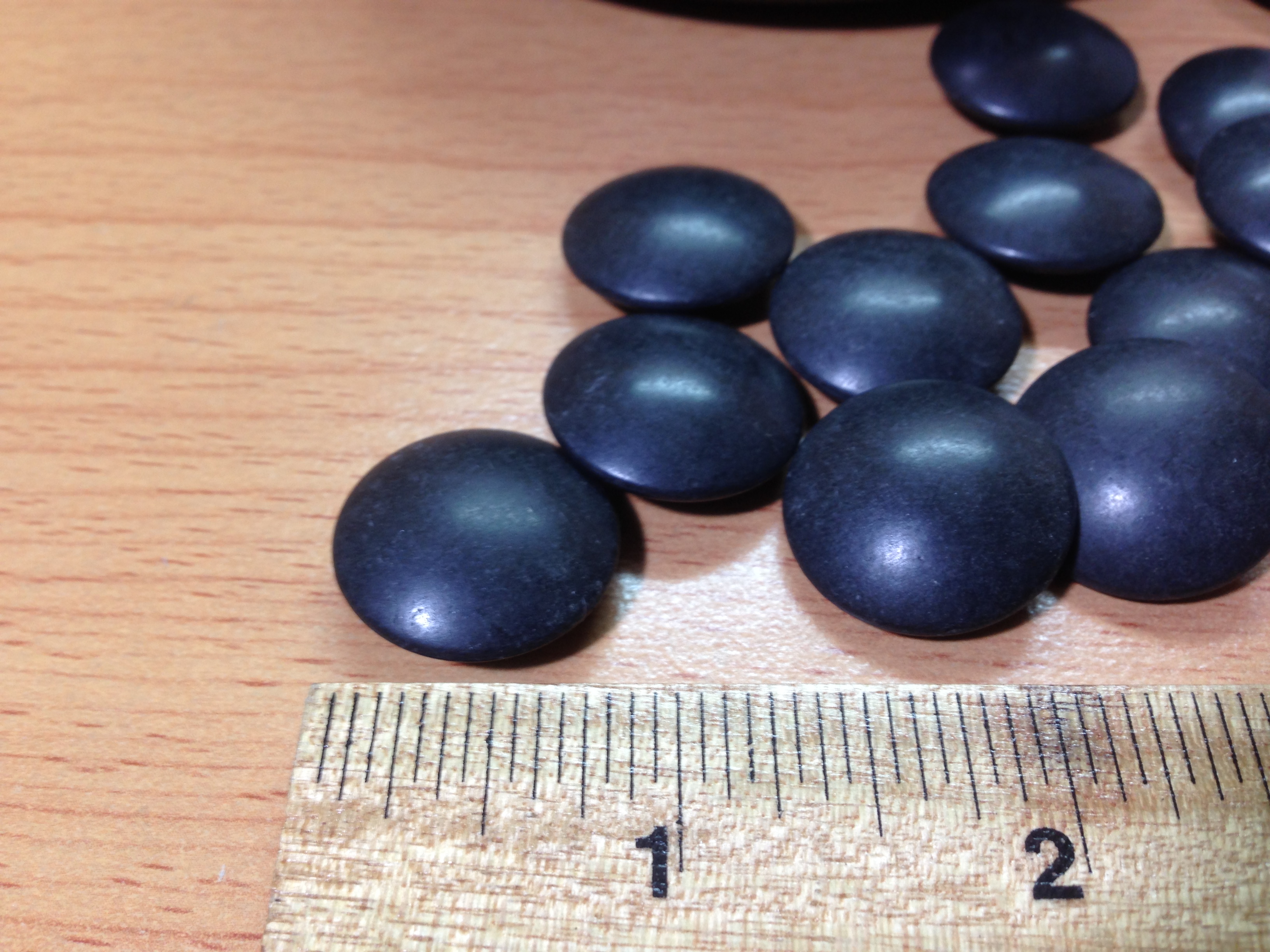 ชุดกระดานหมากล้อมไม้บาง0.3 cm.19x19เส้นและกระดานหมากรุกจีนพร้อมเม็ดหมากพลาสติกเม็ดนูนสองด้านแบบญี่ปุ่น