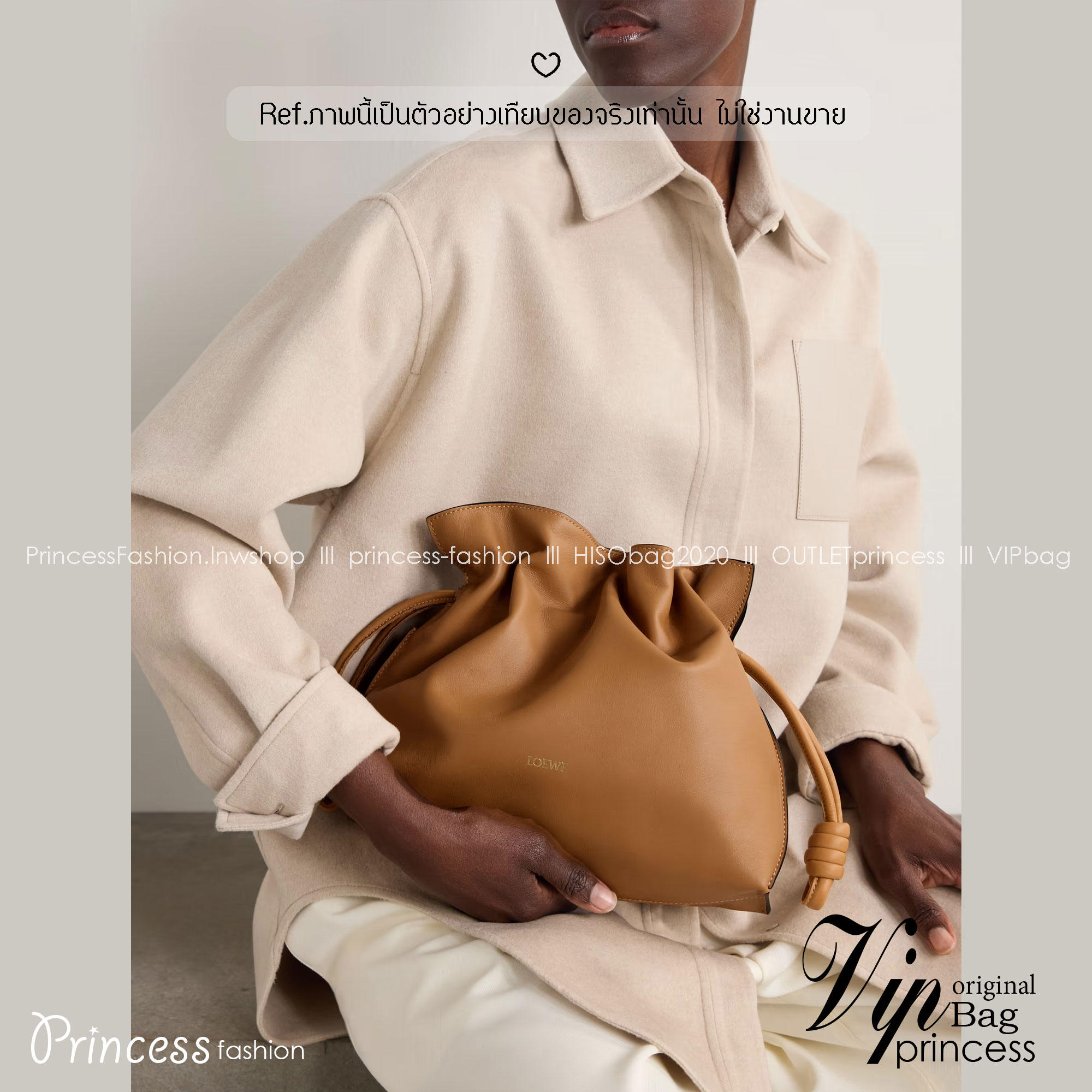 ORI หนังแท้ | Medium Loewe Flamenco clutch in nappa leather 30cm กระเป๋าสะพายทรงคลัชดีไซน์รูดเชือก เรียบหรูดูแพง เรียบง่ายใช้งานสะดวก หนังแนปป้าให้สัมผัสนุ่มสบายผิว มาพร้อมสายสะพายร้อยห่วงหรูหรา