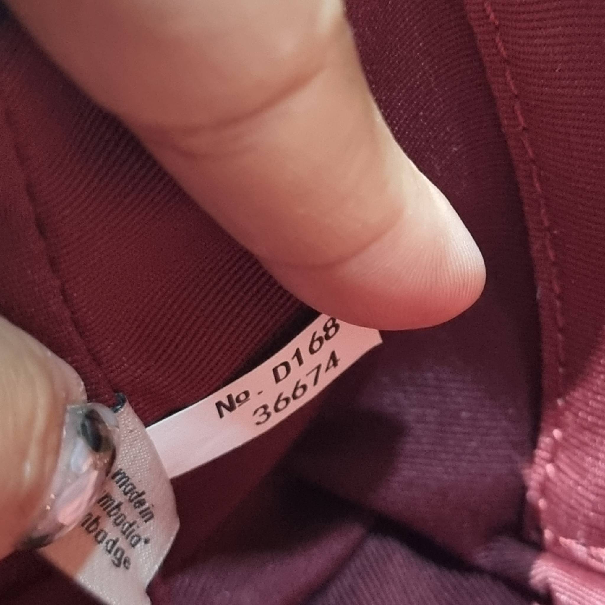 COACH NOLITA 19 IN SIGNATURE CHAMBRAY CH149 พร้อมส่ง คอลเลคชั่นใหม่ น่ารักน่าใช้ ในสไตล์คลาสสิค กระเป๋าทรงพอชขนาดมินิ ที่สามารถสะพายไหล่ และกึ่งคล้องมือใช้ได้ 2 สไตล์