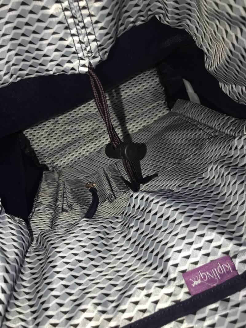 ห้ามพลาด..พร้อมส่งความสวย! NEW ARRIVAL! KIPLING EXPERIENCE PREMIUM BACKPACK 2018 รุ่นใหม่ล่าสุดใบใหญ่วัสดุ Nylon+Polyester100% น้ำหนักเบา Multicolor ลวดลายสวยตามคอนเซปคอลเลคชั่นใหม่ มีช่องซิปใส่ของด้านหน้า1ช่อง ช่องใส่ของด้านข้าง2ฝั่ง หัวซิปโลโก้เเบรนด์หร