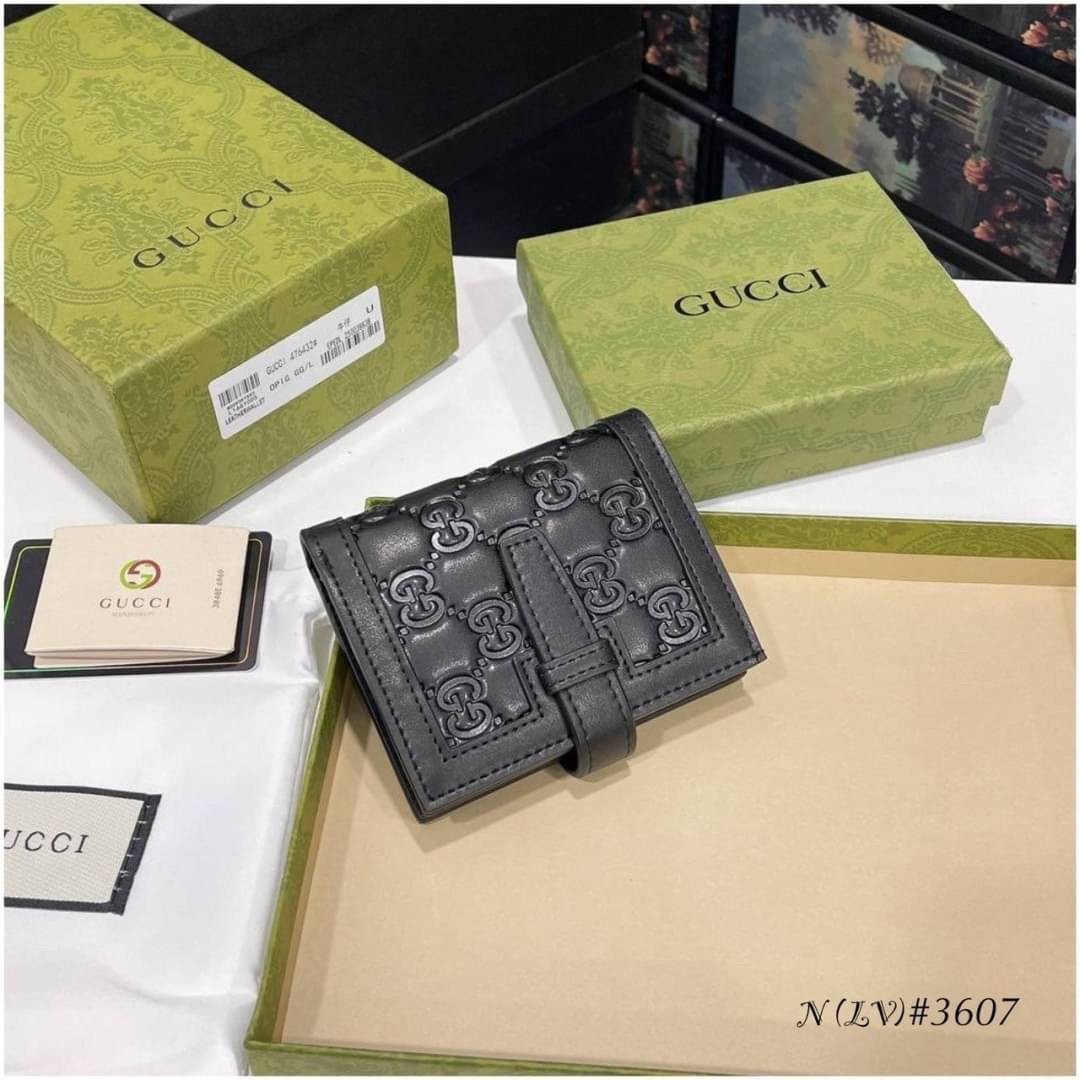 หนังแท้ GUCCI GG MARMONT WALLET / GUCCI WALLET พร้อมส่งที่ไทย กระเป๋าสตางค์รุ่นยอดนิยม งานหนังแท้ทั้งใบ ภาพสินค้าถ่ายจากงานขายจริง ใช้งานต่างประเทศได้ สวยๆ กันแล้ววันนี้ ใบนี้ must have..ค่ะ.!!