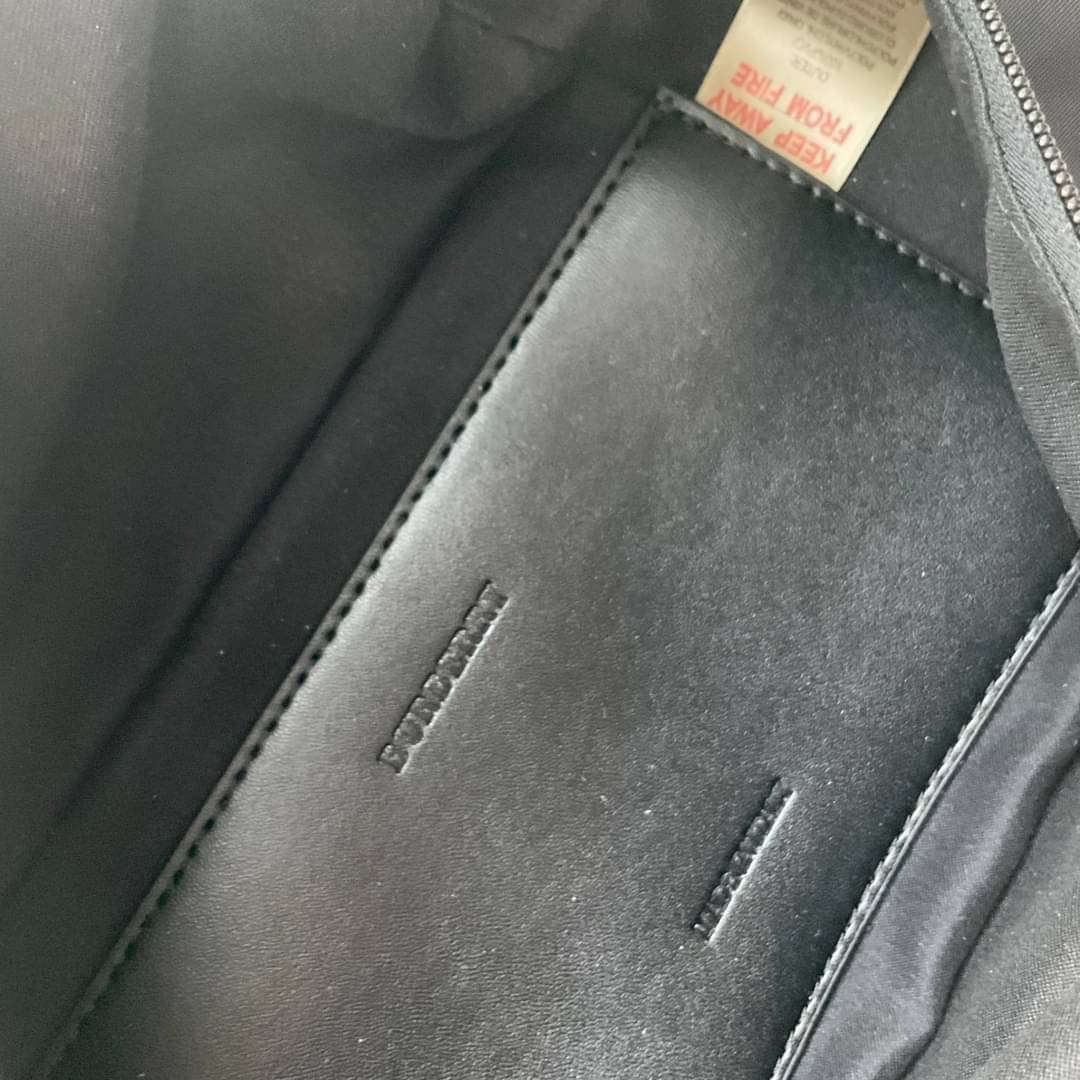 Burberry Vintage Check Sonny Belt Bag รุ่นใหม่ล่าสุด! BURBERRY FRAGRANCES BELT BAG วัสดุ100%POLYAMIDE (Nylon & Canvas)ทกระเป๋าคาดเอว คาดอกแบบ UNISEX ใช้ได้ทุกเพศ ลายวินเทจ