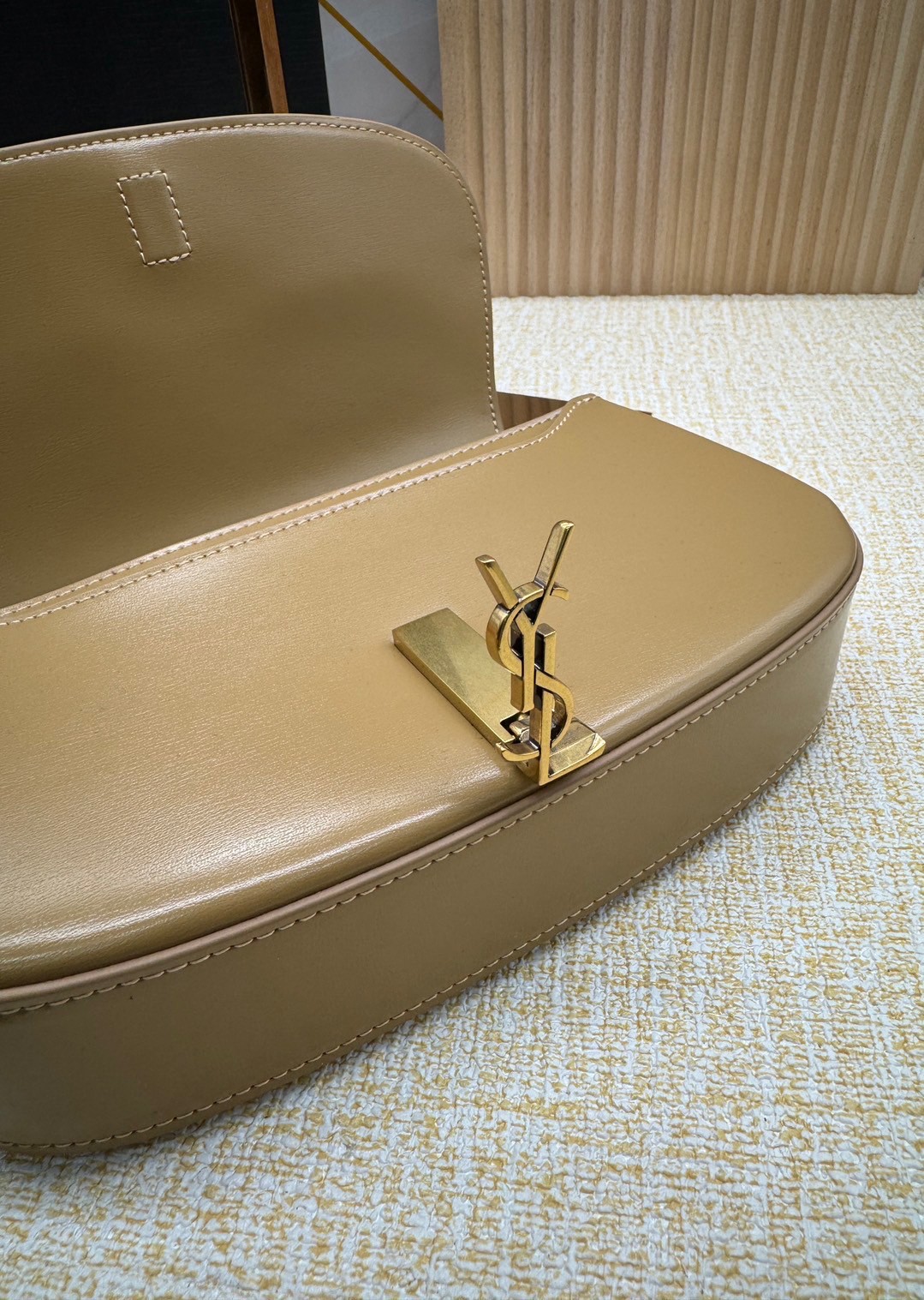 YSL MINI VOLTAIRE IN BOX กระเป๋าสะพายไหล่ตัวแม่ คลาสสิค ดีเทลหรู สวยครบทุกมุม ตอบโจทย์สาวๆทุกไลฟ์สไตล์