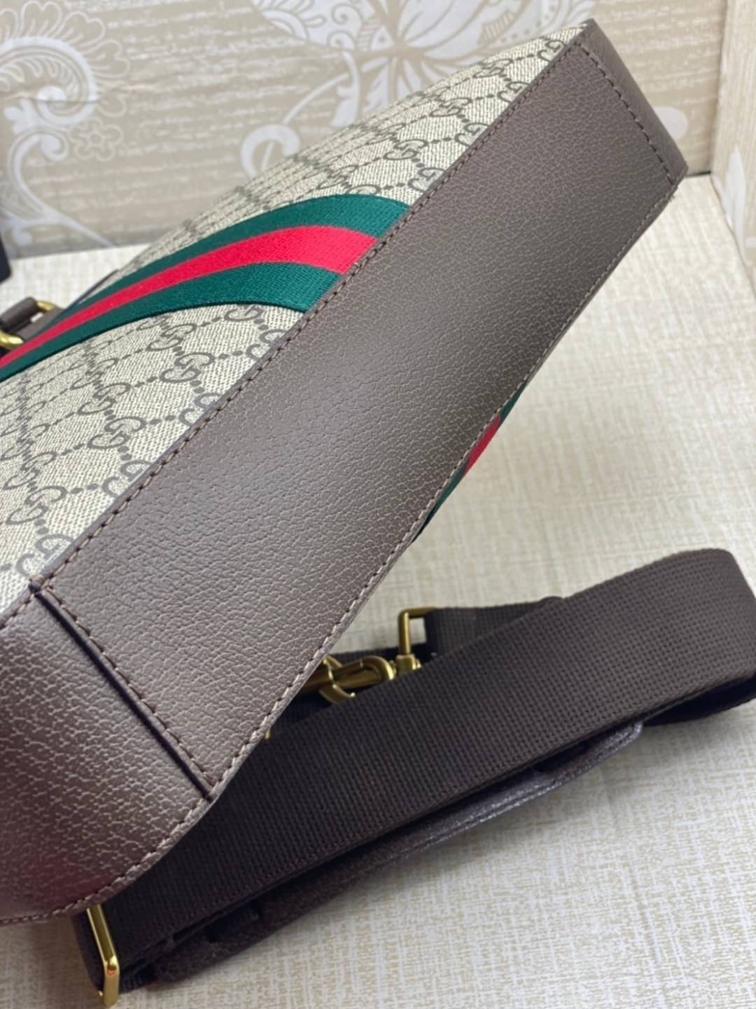 Gucci Ophidia GG Supreme Briefcase พร้อมส่งที่ไทย ภาพสินค้าถ่ายจากงานจริง GG Supreme work bag with Web shoulder strap