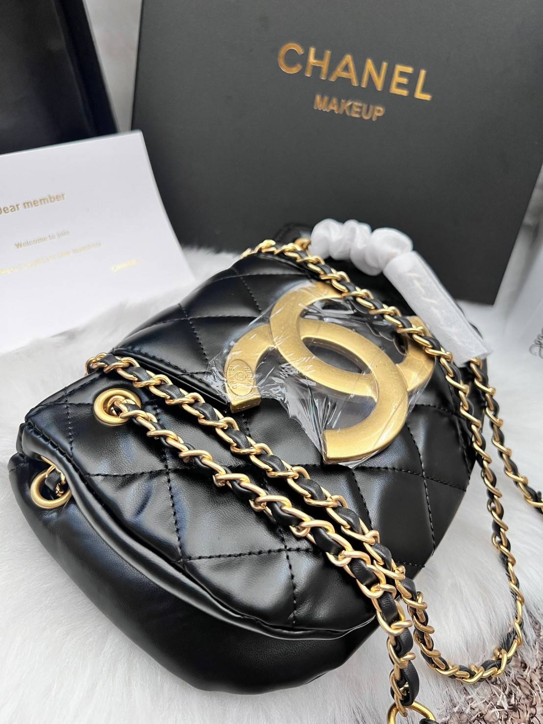 Chanel 24C bag / CHANEL WITH CHAIN / CHANEL Casual Style กระเป๋าสะพายหนังนิ่มลื่นเงาสวย Plain Leather Party Style Office Style เกรดออริ ใช้งานต่างประเทศได้