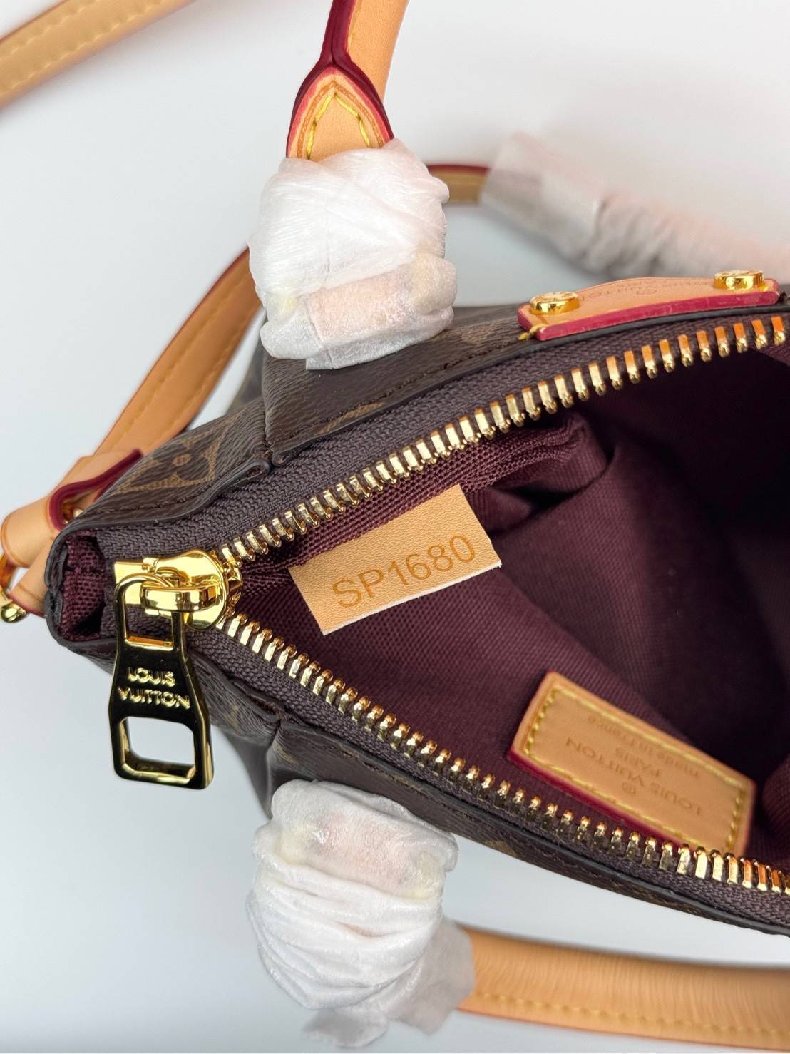 ORI หนังแท้ | LV Nano Turenne Monogram Canvas Bag กระเป๋าสะพายไซส์มินิ ดีไซน์วินเทจ ใบเล็กใช้งานง่าย หรูหราตามแบบฉบับแบรนด์