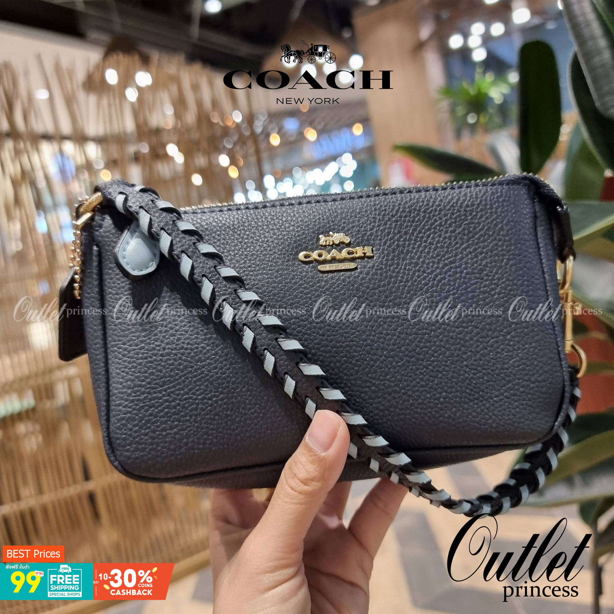COACH C4233 NOLITA 19 WITH WHIPSTITCH คอลเลคชั่น rare item น่ารักน่าใช้ ในสไตล์คลาสสิค กระเป๋าทรงพอชขนาดมินิ ที่สามารถสะพายไหล่ และกึ่งคล้องมือใช้ได้ 2 สไตล์ ปรับสายให้มาเกี่ยวฝั่งเดียวเพื่อใช้เป็นคล้องมือ หรือปรับเกี่ยวอีกฝั่งใช้คล้องแขน คล้องไหล่ก็เก๋มา