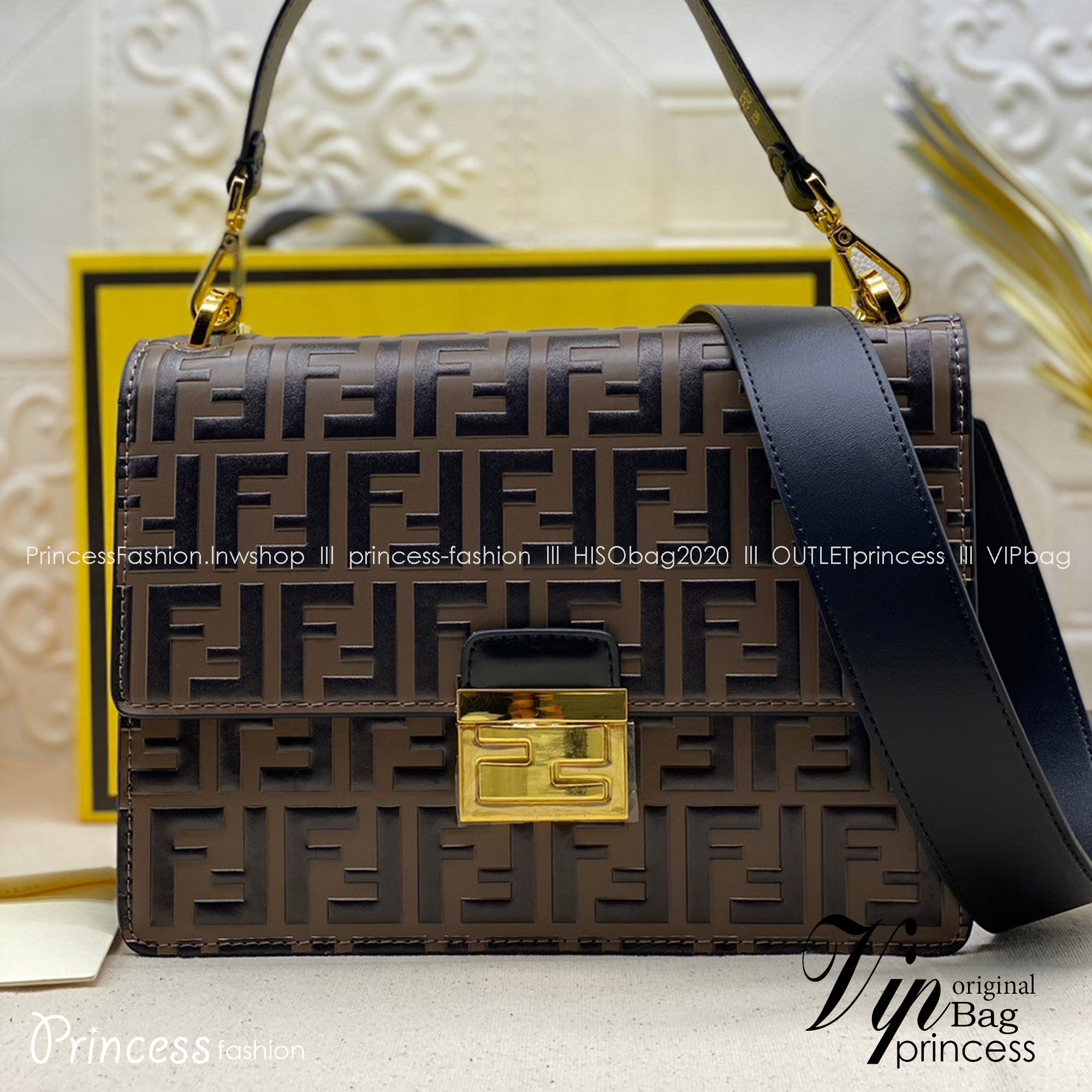FENDI KAN leather bag เกรดออริจินอล สลับแท้ ด้วยสีและลวดลายคลาสสิกตามแบบแบรนด์ เข้าได้กับสาวๆ ทุกสไตล์ บ่งบอกความเป็น FF ได้อย่างสมบูรณ์แบบ