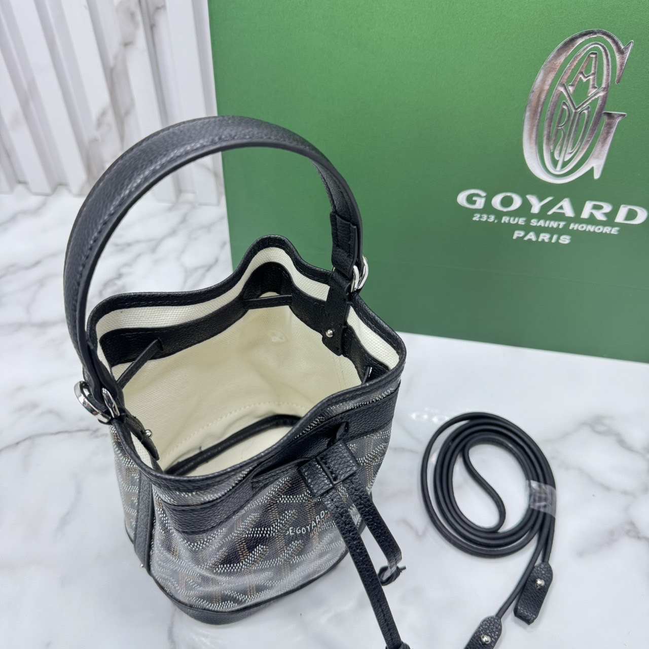 RI หนังแท้ | Goyard Petit Flot Mini bucket bag กระเป๋าสะพายทรงบัคเก็ต ไซส์มินิ ดูผู้ดีในตัว วัสดุหนังแคนวาสพิมพ์ลายสวยคม