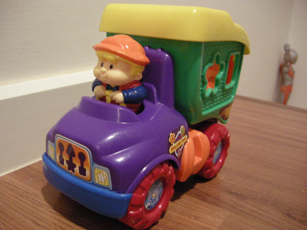 Shellcore Shape Toy