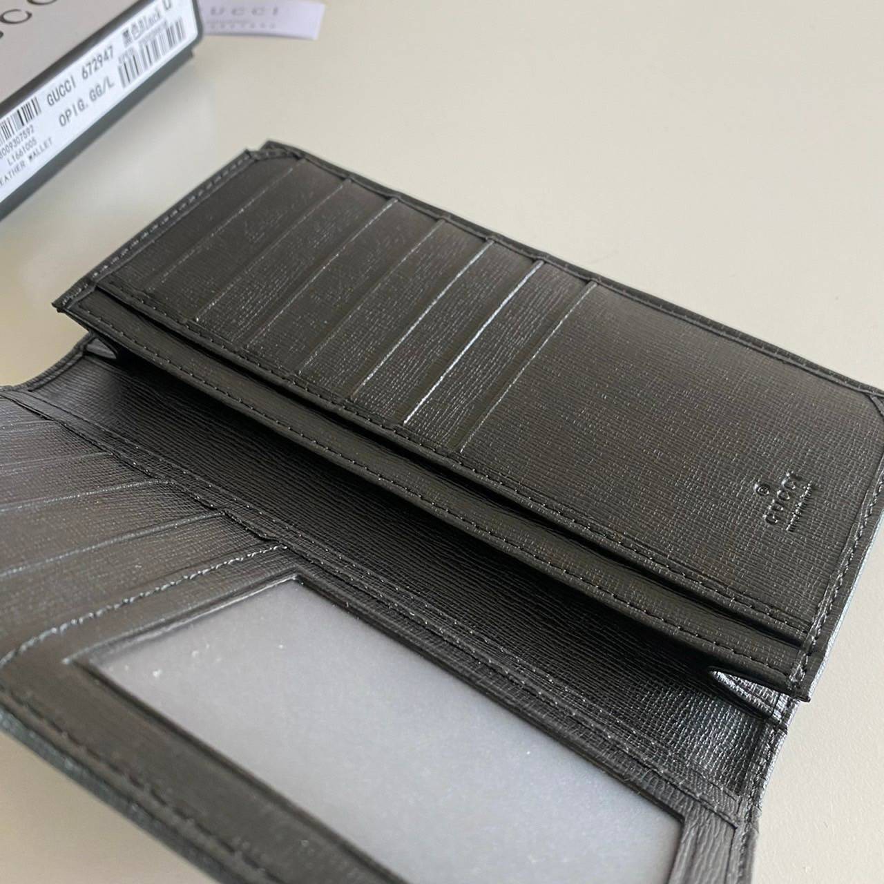 VIP 】Gucci Wallet long กระเป๋าสตางค์ใบยาวสำหรับผู้ชาย งานหนังแท้ รุ่นพิเศษครบเซ็ท ราคาคุ้มที่สุด ต้อนรับปีแห่งความปัง!! เอ็กซ์คลูซีฟมาก!!