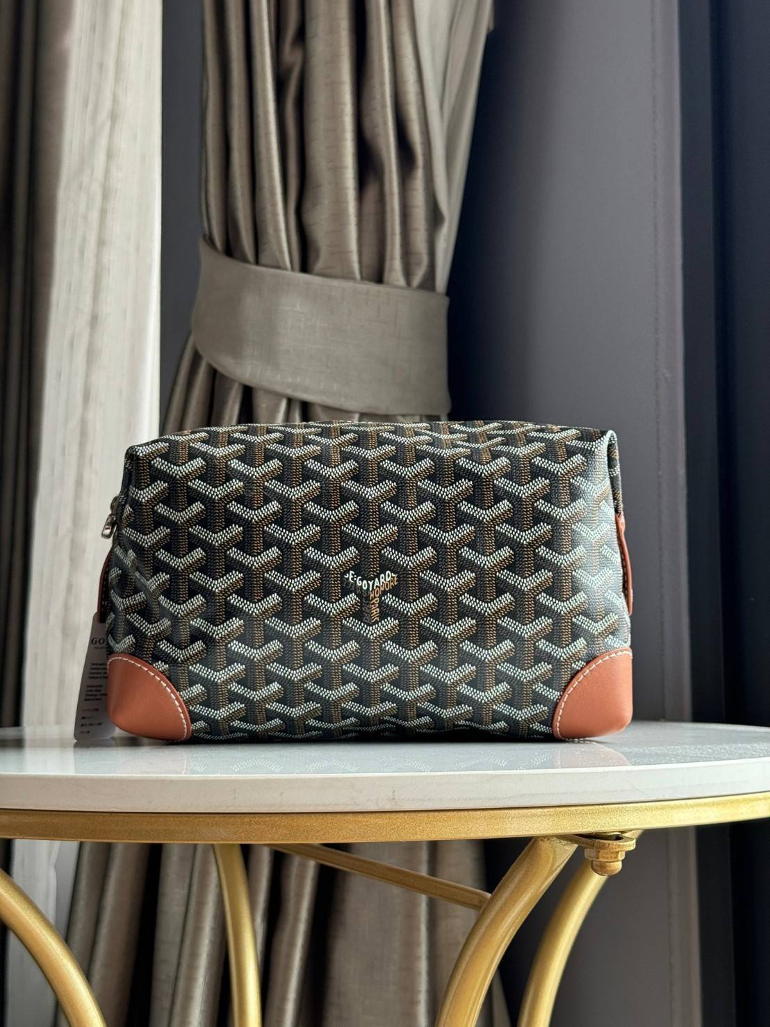 Goyard Bowling 25 Toiletry Bag กระเป๋าทรงพอชใช้งานง่ายกะทัดรัด รุ่นขายดี ใช้ได้ทั้งชายหญิง