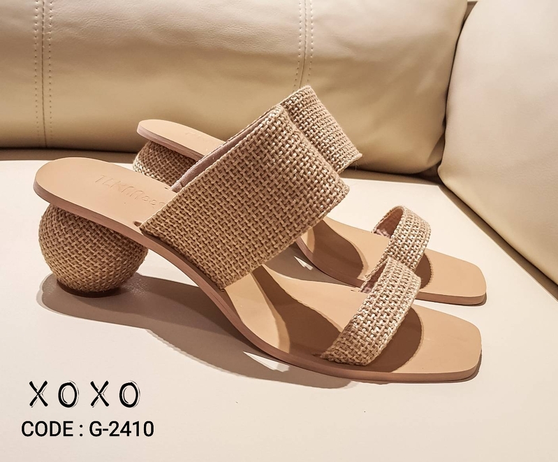 รองเท้าผ้าป่านสไตล์งานเกาหลี งานสวม คาดผ้าป่านลายกระสอบ ส้นทรงกลม งาน สวย เก๋ ดูแพง เกินราคาคะ งานจริงสวยมาก แมทส์ชุดง่าย