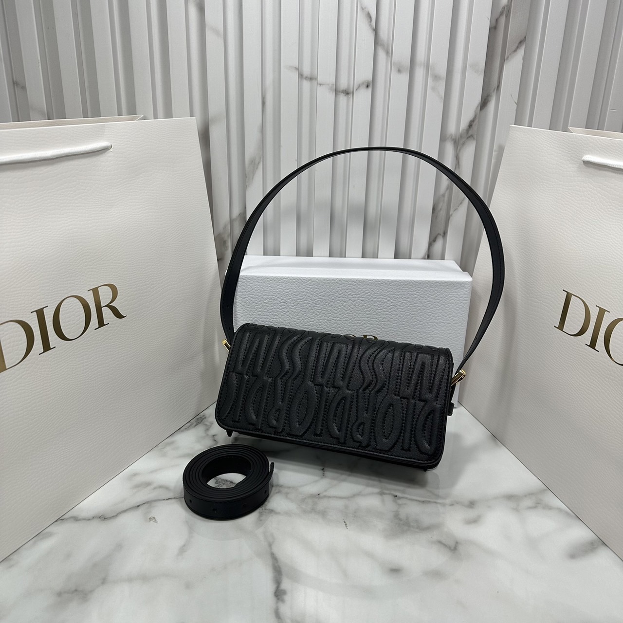 8.5" DIOR Miss Dior Flap Bag / Dior Clutch Bag / Pale Quilted Miss Dior Allover Leather กระเป๋าสะพายไหล่รุ่นใหม่ล่าสุด สง่างามทันสมัย เกรดออริ 1:1