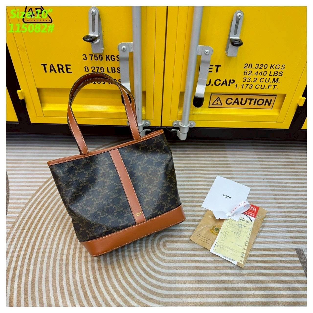 Celine Cabas In Triomphe canvas and leather / Celine Tote Bag กระเป๋าสะพายทรงโท้ทใบใหญ่ รุ่นยอดนิยม งานสวยหรูคลาสสิคไม่มีเอ้าท์ ภายในโล่งกว้าง