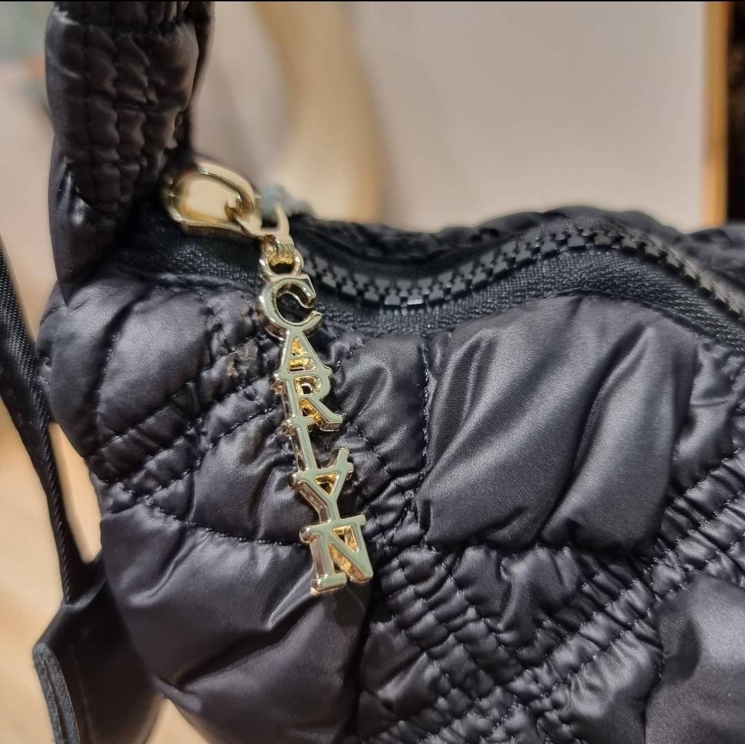 Carlyn cozy bag / Carlyn glaze bag 13 สีพร้อมส่ง อีกหนึ่งคอลเด็ด ที่ฮิตแบบฉุดไม่อยู่ กับไอเท็มนุ่มนิ่มจากเกาหลี พร้อมสีใหม่ล่าสุด กระเป๋าสะพายก้อนเมฆสุดเก๋ ที่สามารถใช้ได้หลากหลาย